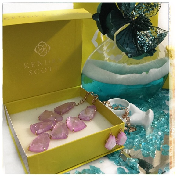 Kendra Scott Jewelry - 💞STEAL OF THE DAY! BNWOT Kendra Scott  Set!